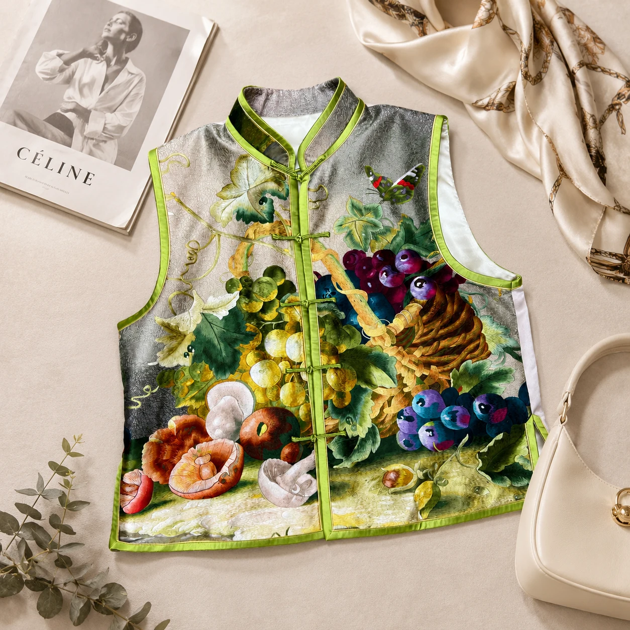 One-of-a-Kind Su Embroidery Harvest Basket Silk Vest – product view 5